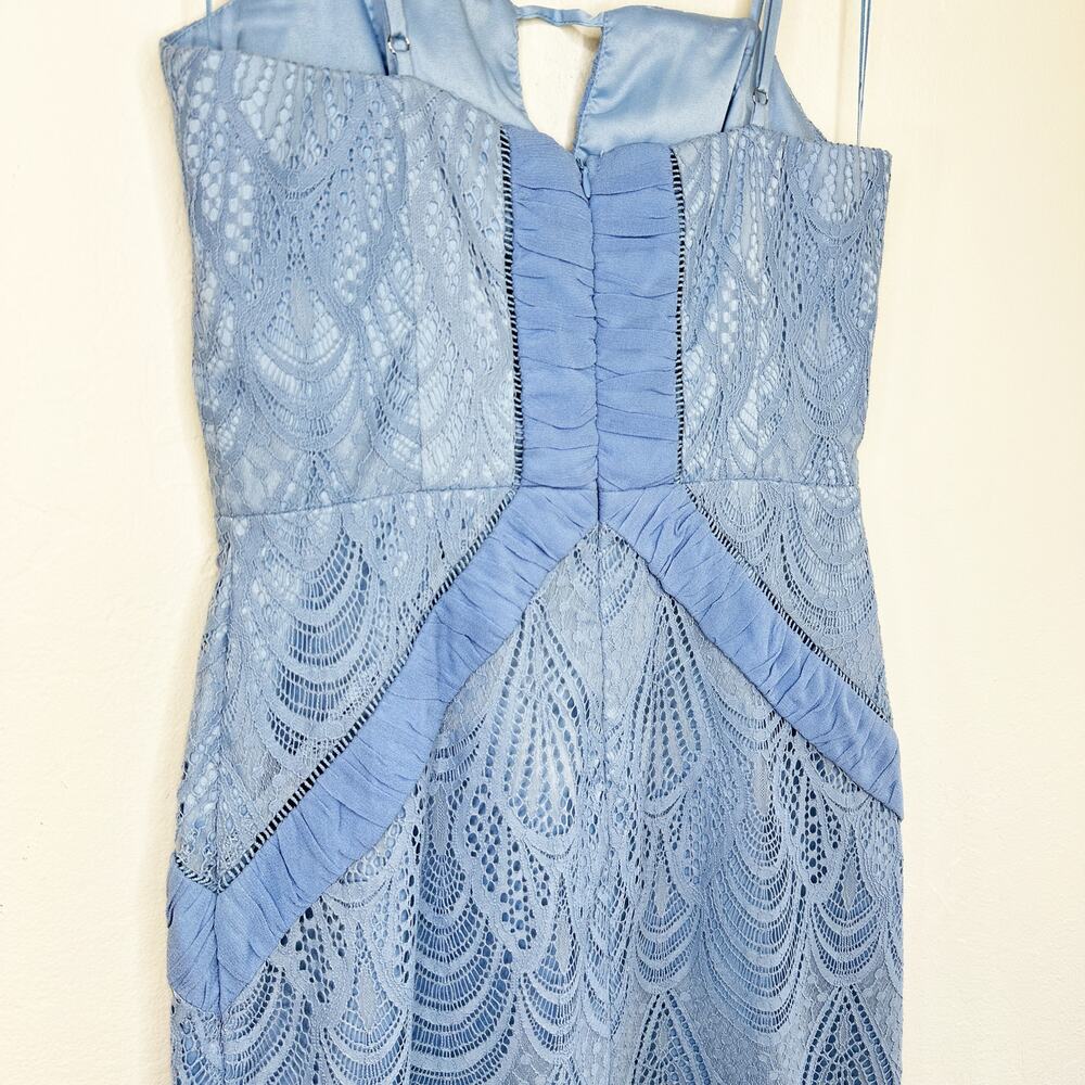 Harlyn Scallop Hem Lace Cocktail Sheath Bodycon Periwinkle Blue Dress Small - Picture 10 of 15
